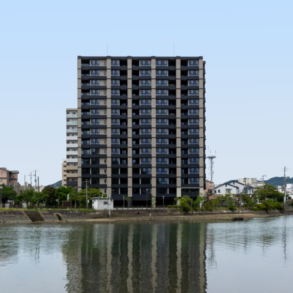 外観北東面
